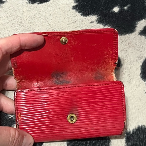 Louis Vuitton Red EPI Leather Four Key Holder CA1915 - Picture 9 of 16
